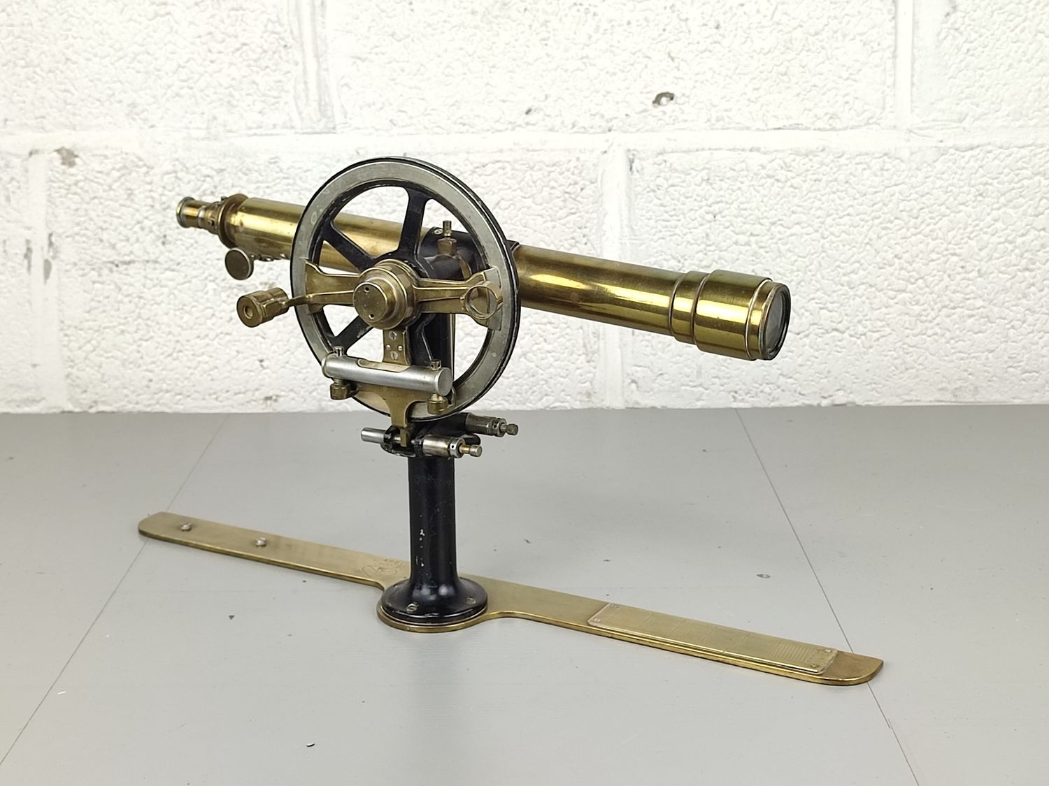 Old Russian clinometer
