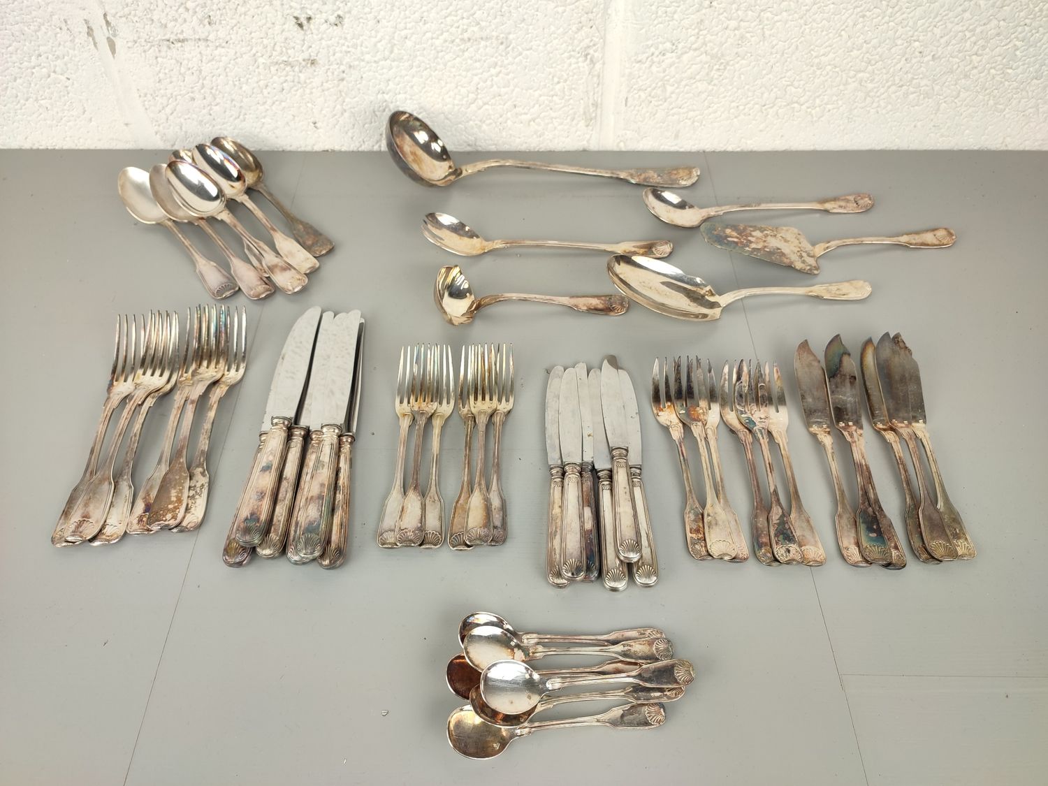 Silver-plated 6 person Vanstahl cutlery