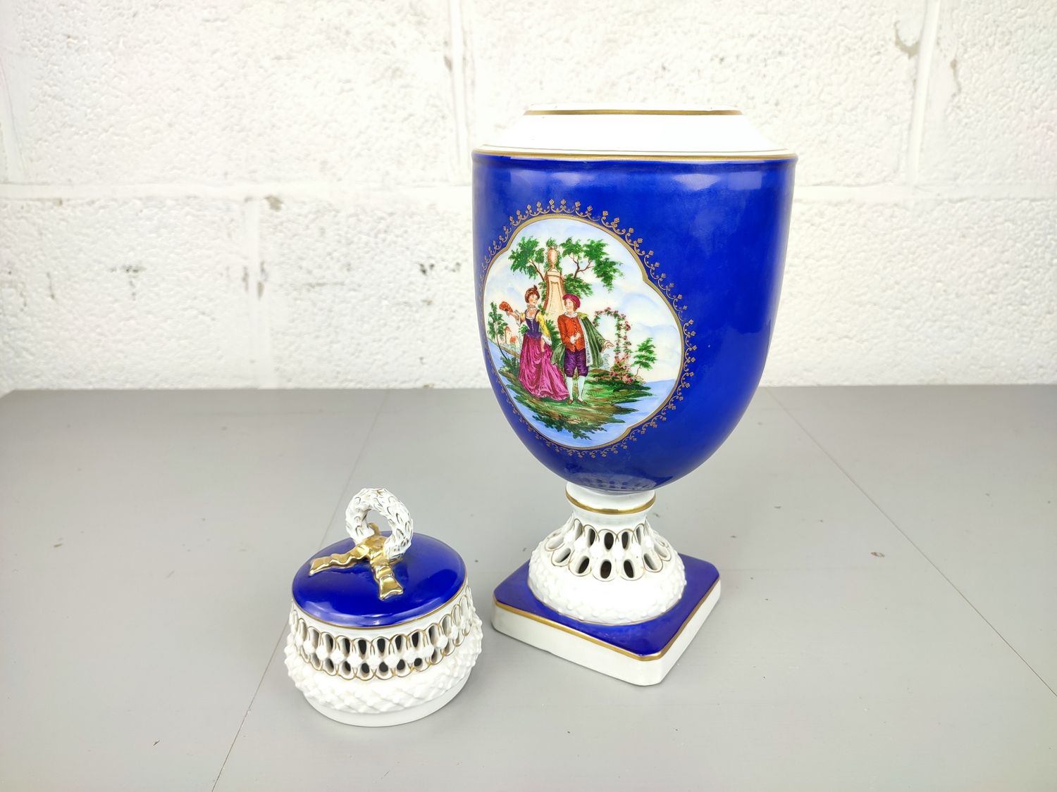 Large Van Schierholz Thüringen vase