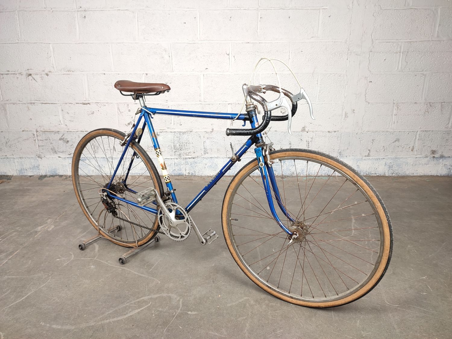 Vintage Peugeot racing bike