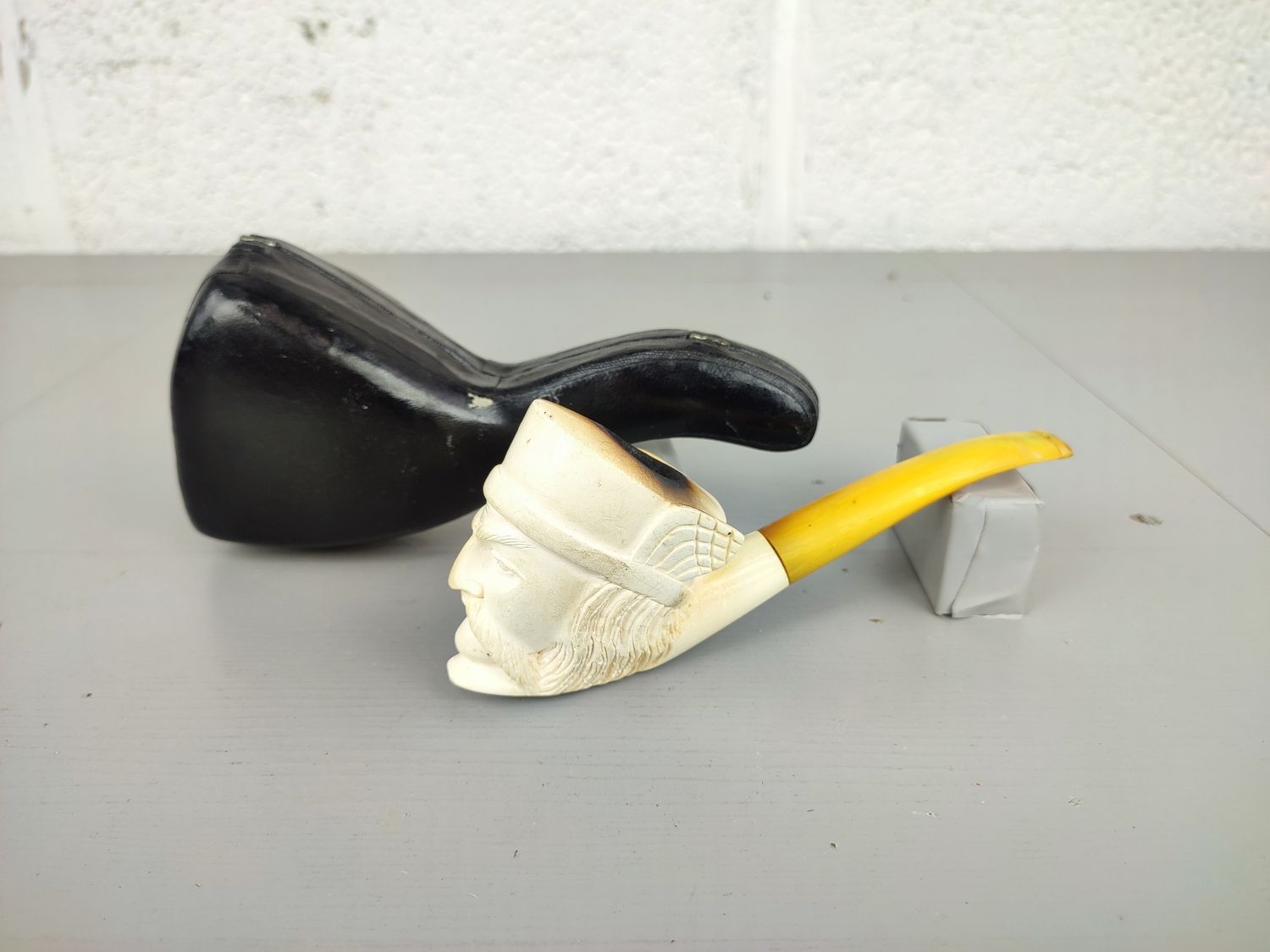 Old meerschaum pipe