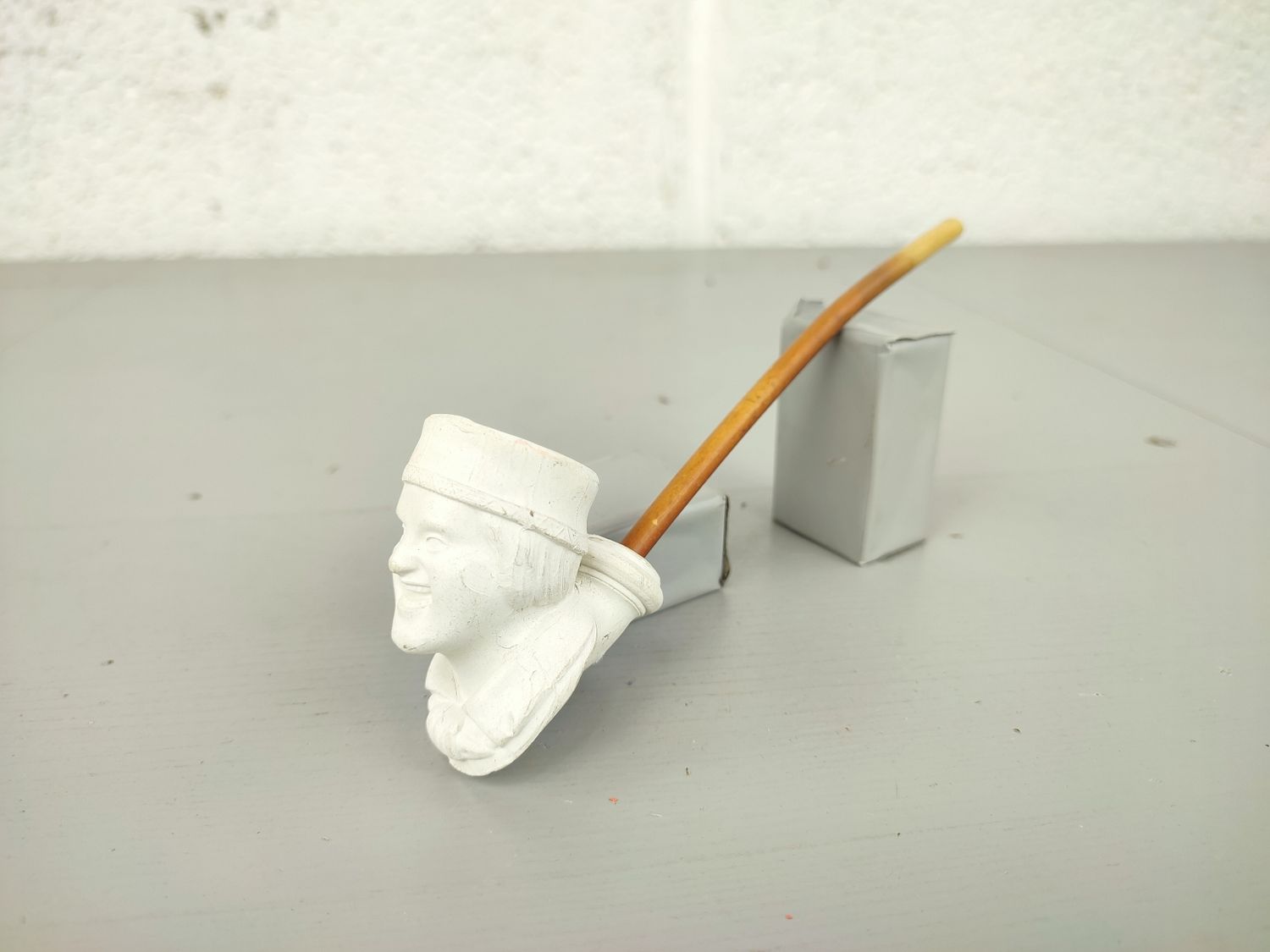 Old clay pipe Jean Knoedgen