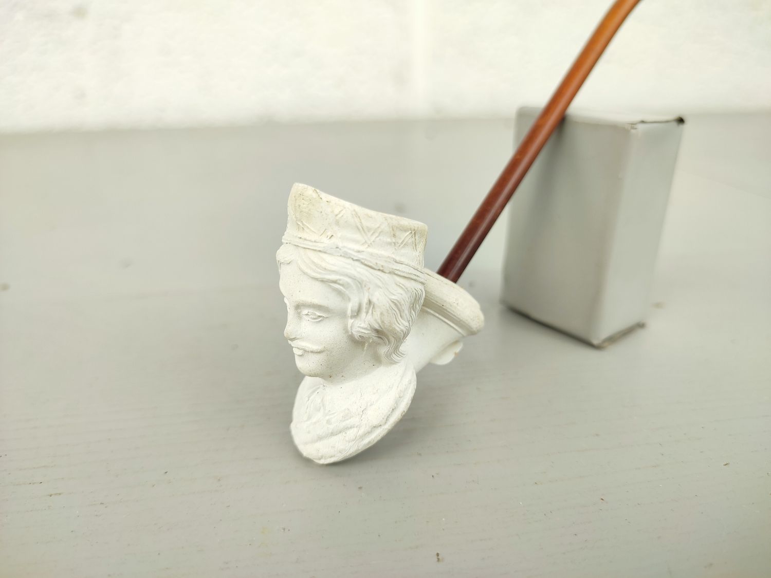 Old clay pipe Jean Knoedgen