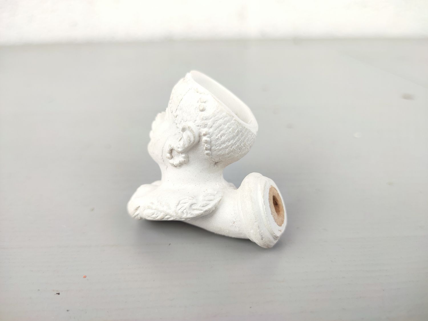 Old clay pipe head Gambier