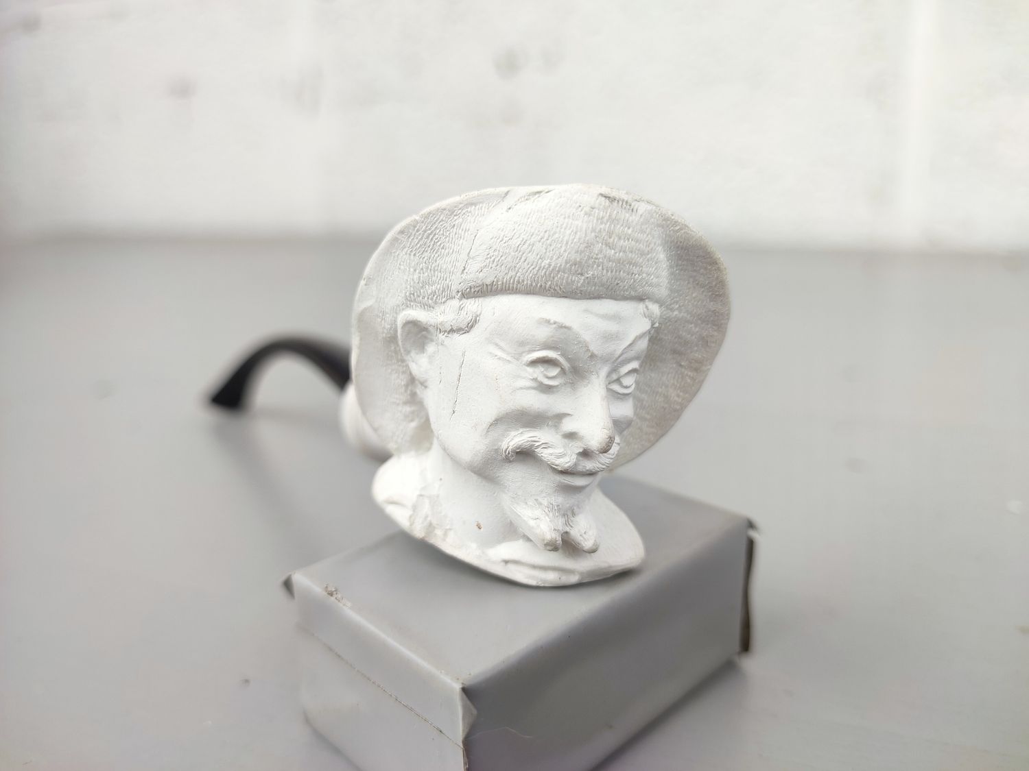 Old clay pipe Gambier musketeer