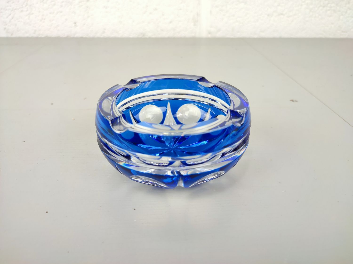 Val Saint Lambert ashtray
