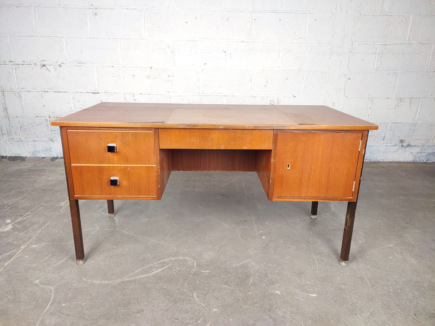 Vintage desk fixer-upper
