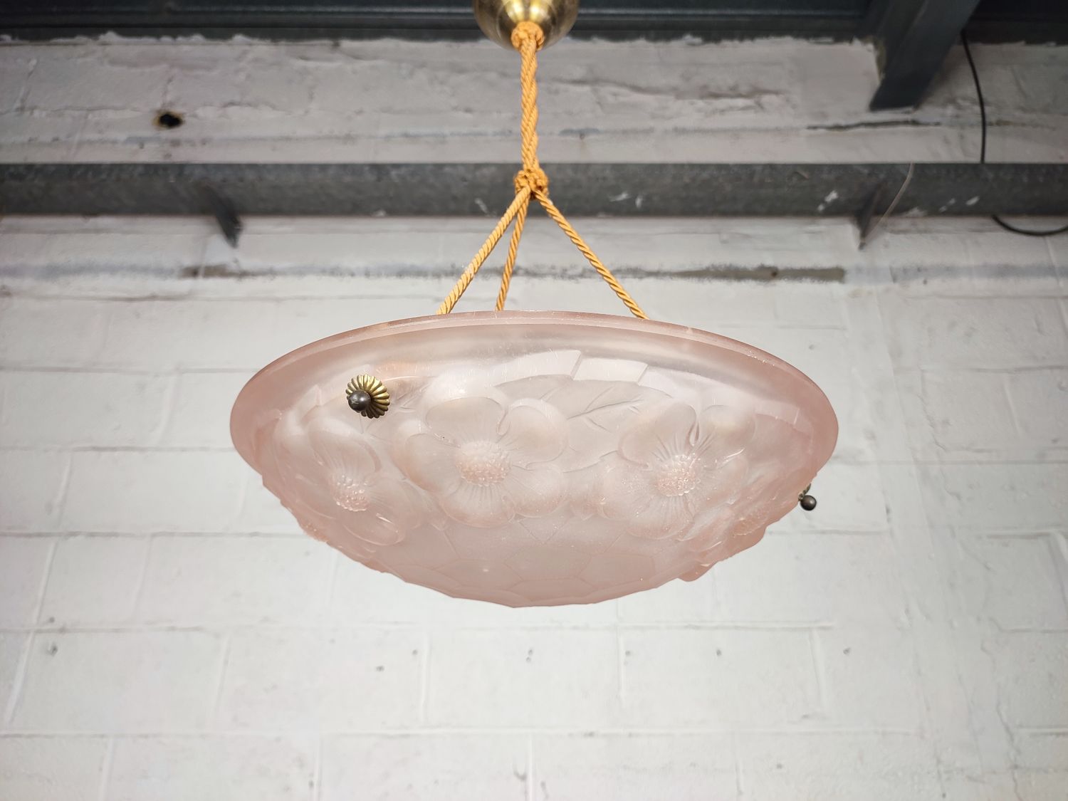 Art deco pressed glass lamp by Degué