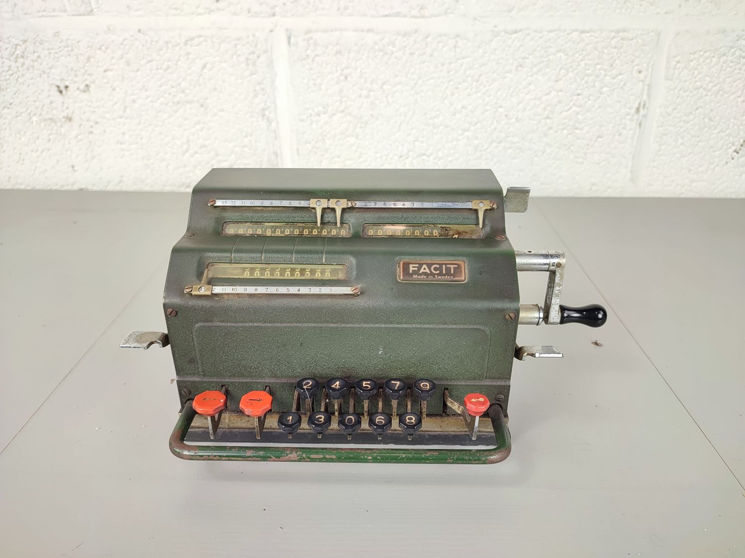 Mechanical calculator Facit