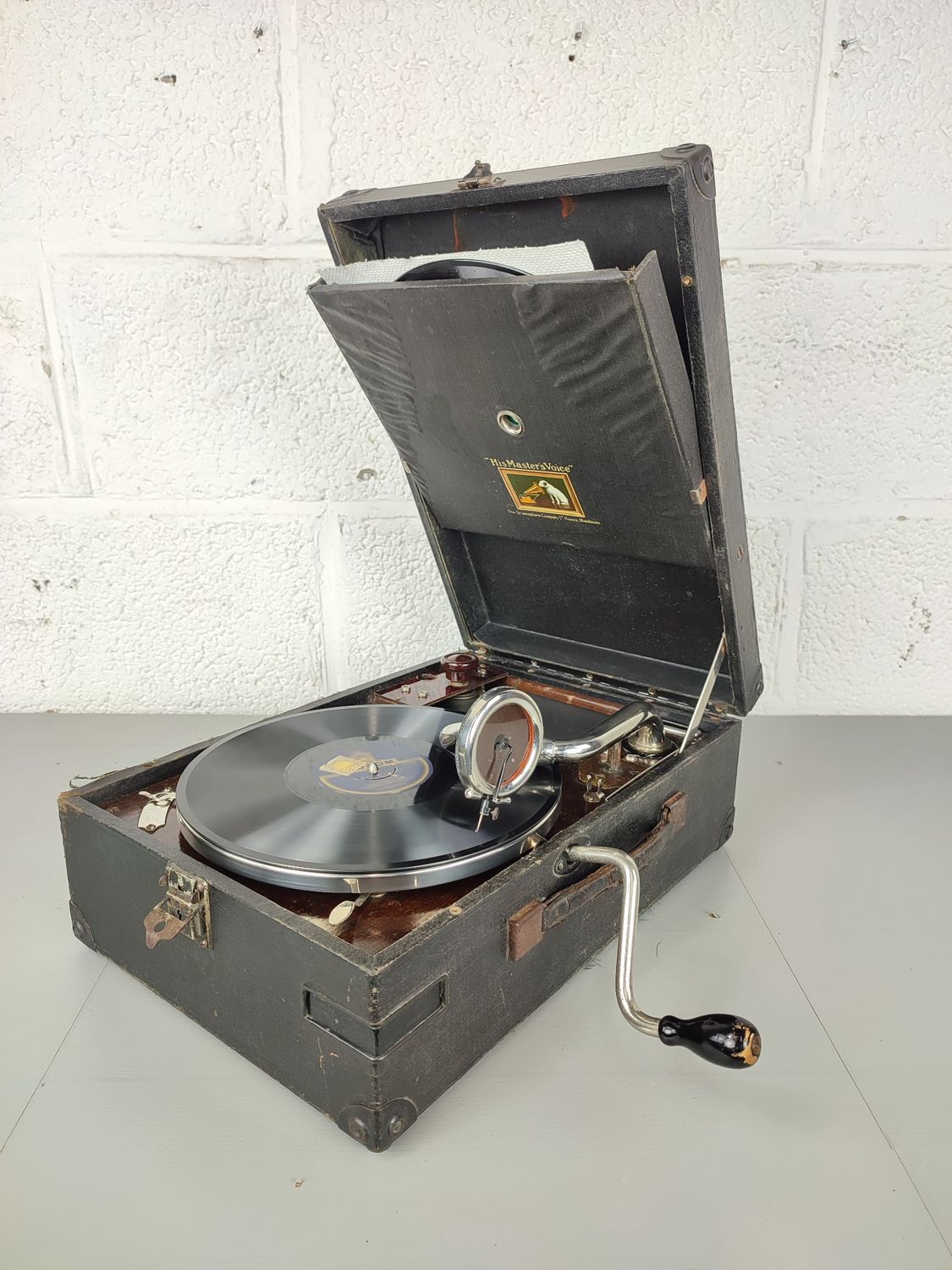 His Master's Voice suitcase grammophone