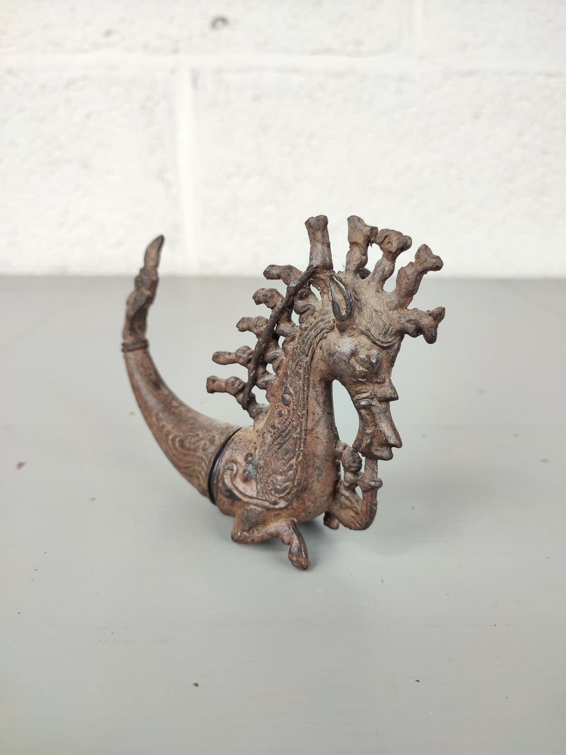 Ethnic medicine holder
