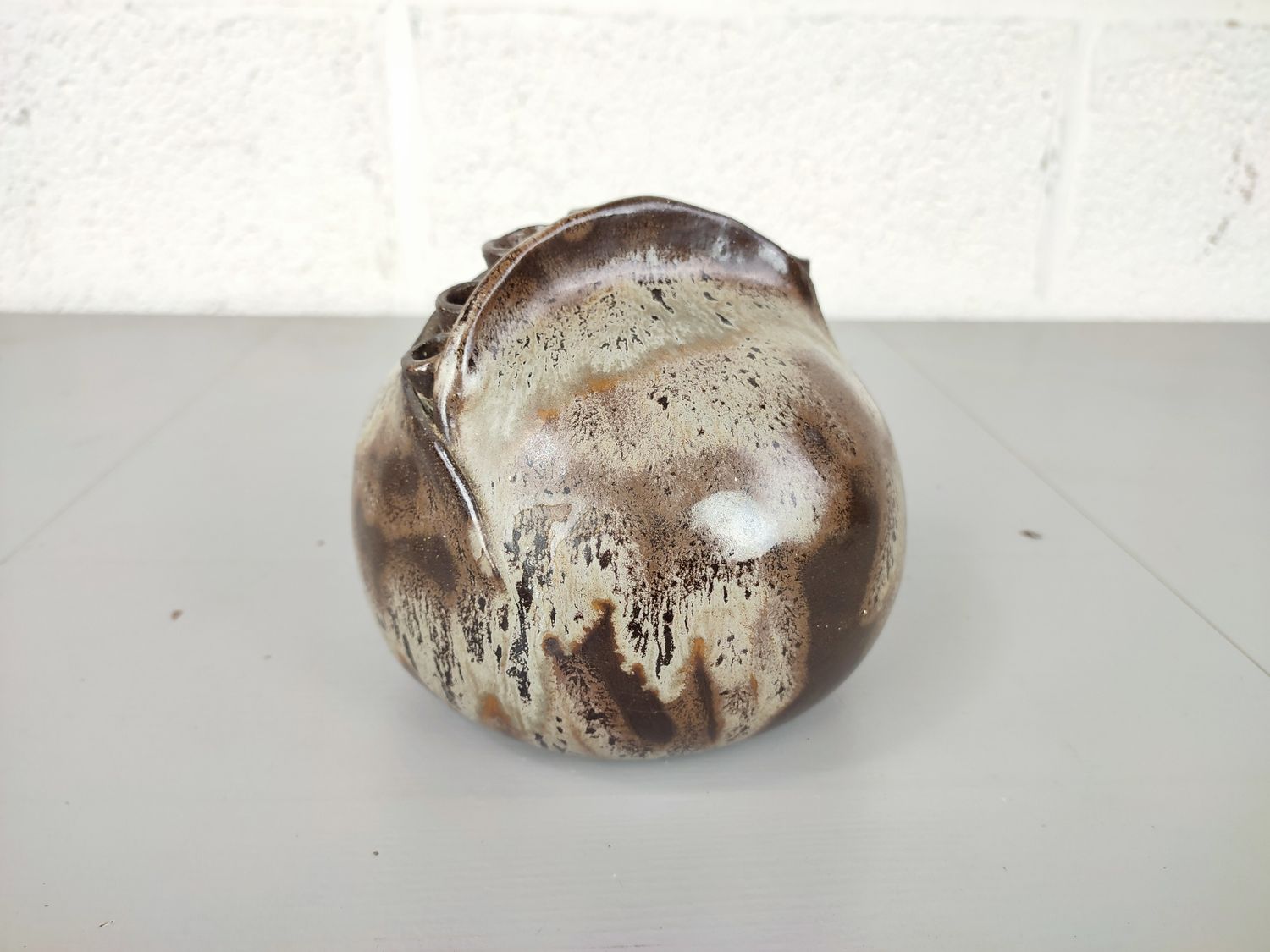 Vintage ceramic pique fleur