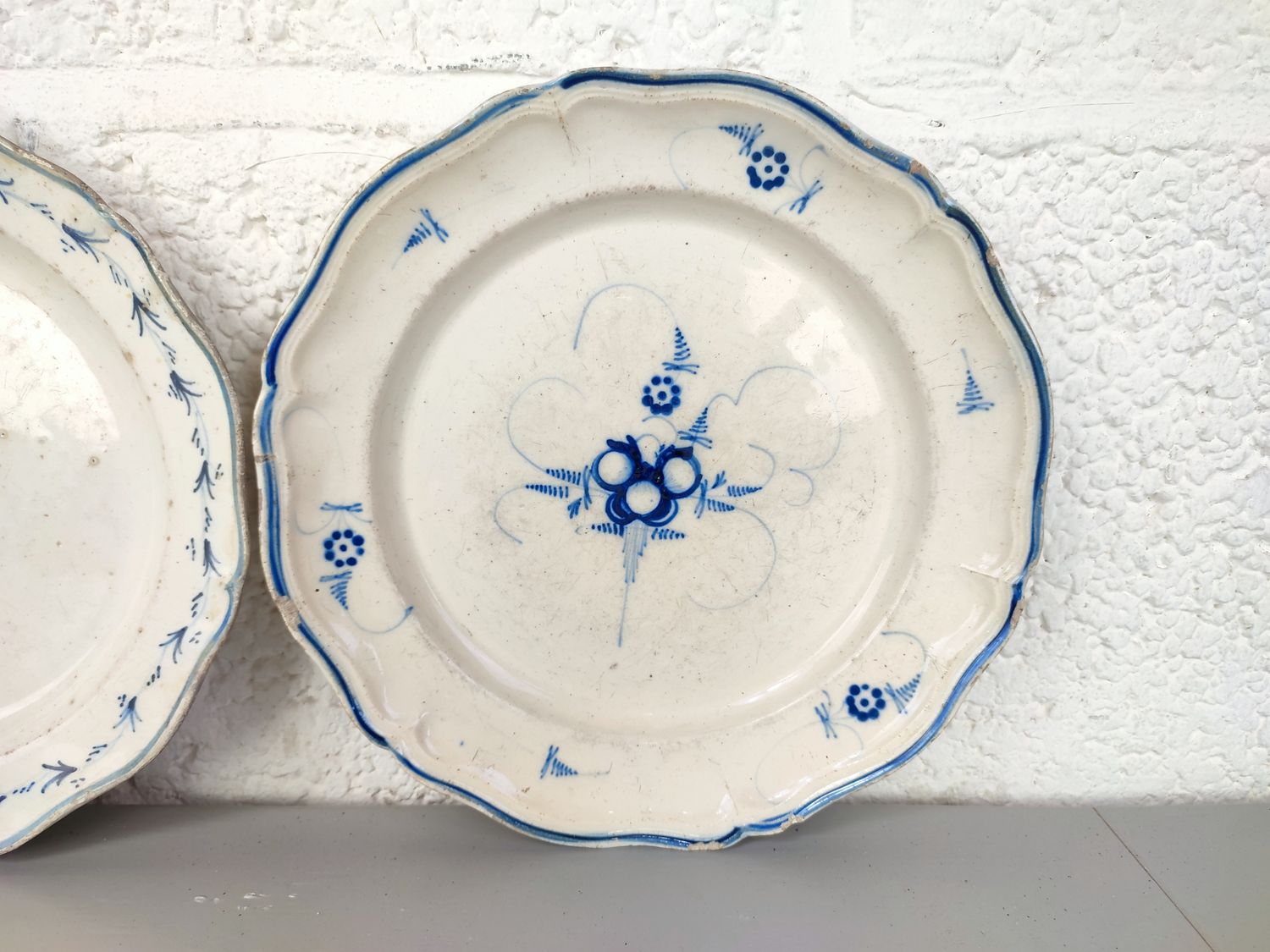 2 19th century plates Nimi