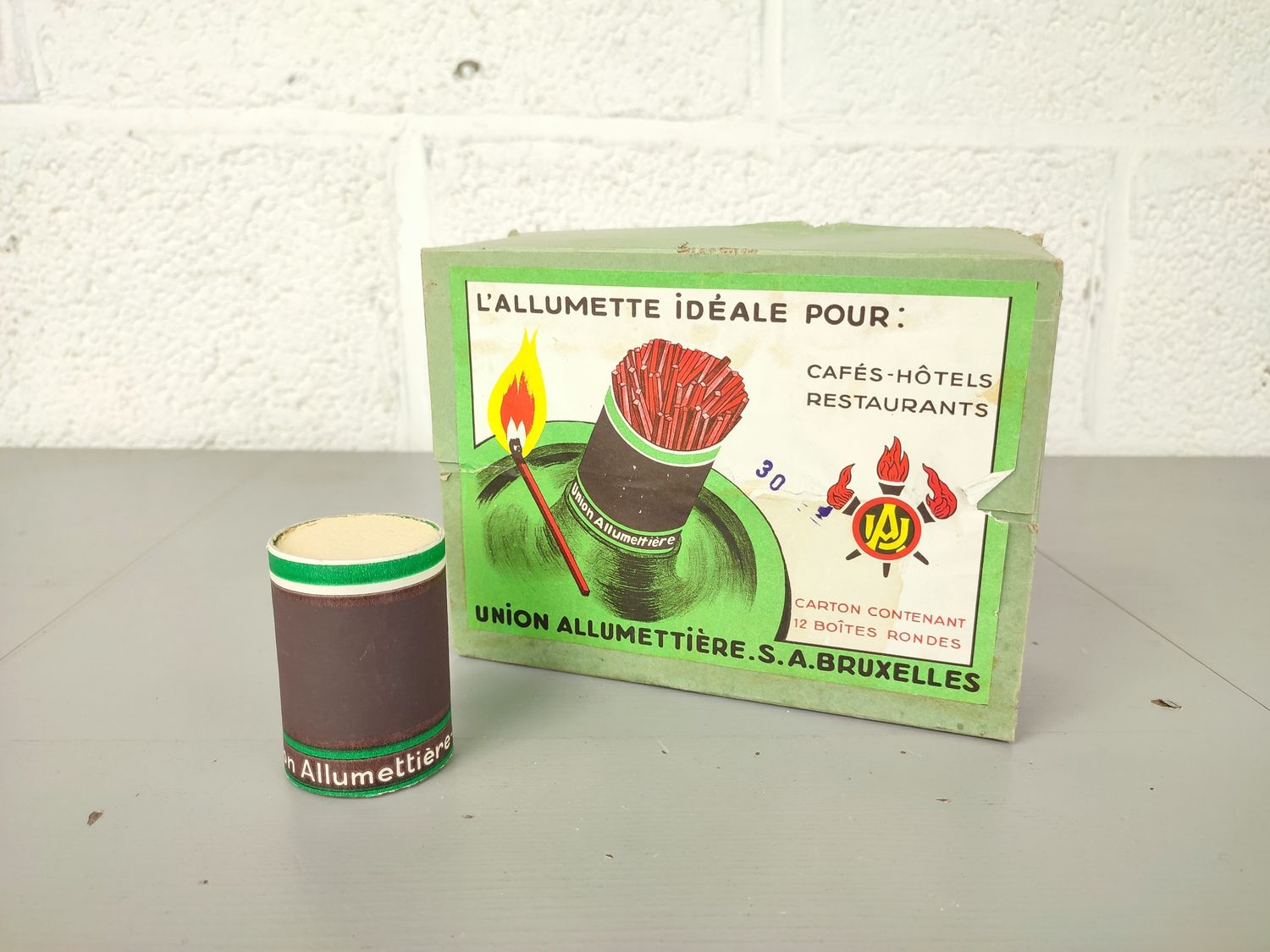 Old round match boxes