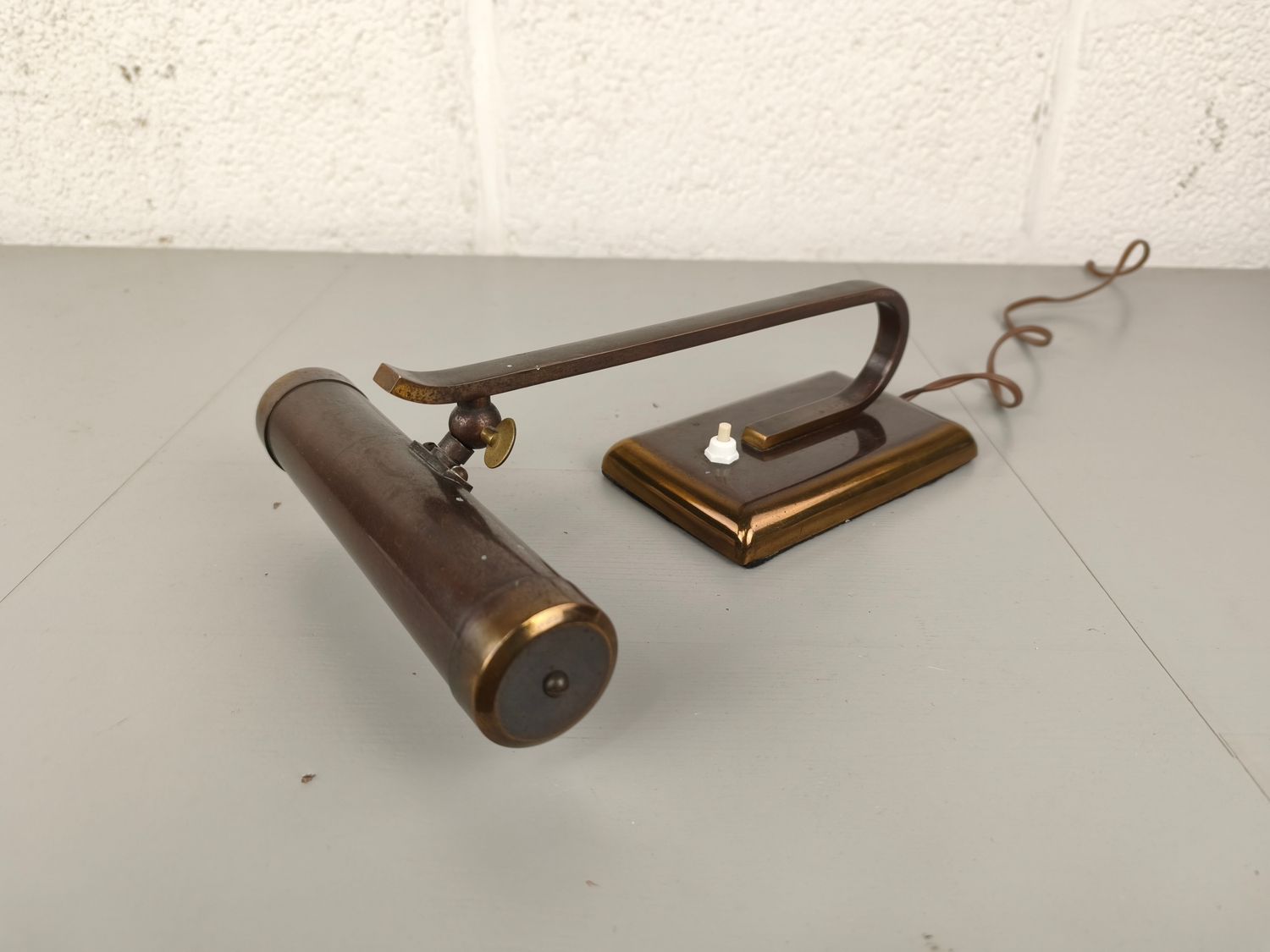 Brass piano / cabinet lamp
