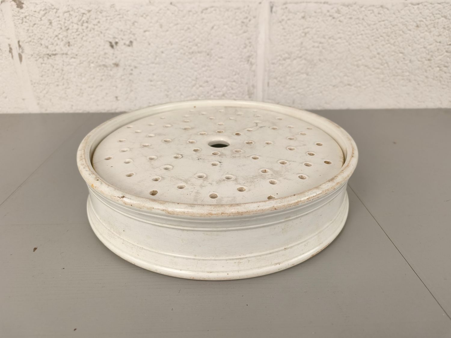 Antique ceramic draining tray