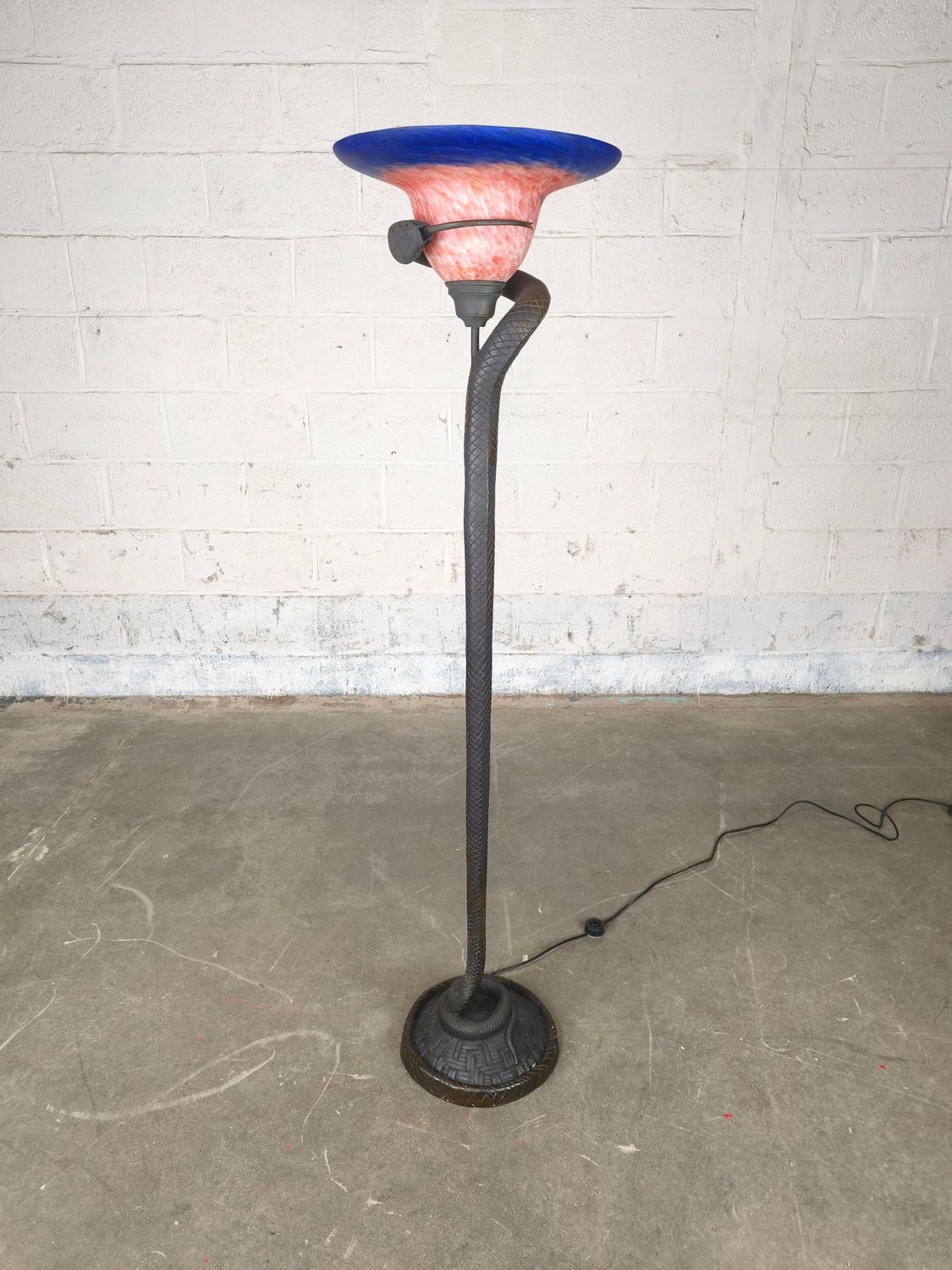 Snake floorlamp in the style of Edgard Brandt