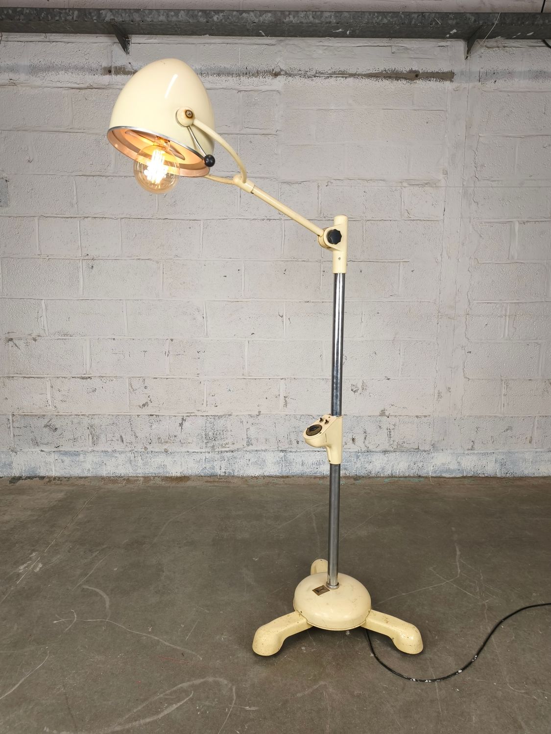 Large doctor's floor lamp