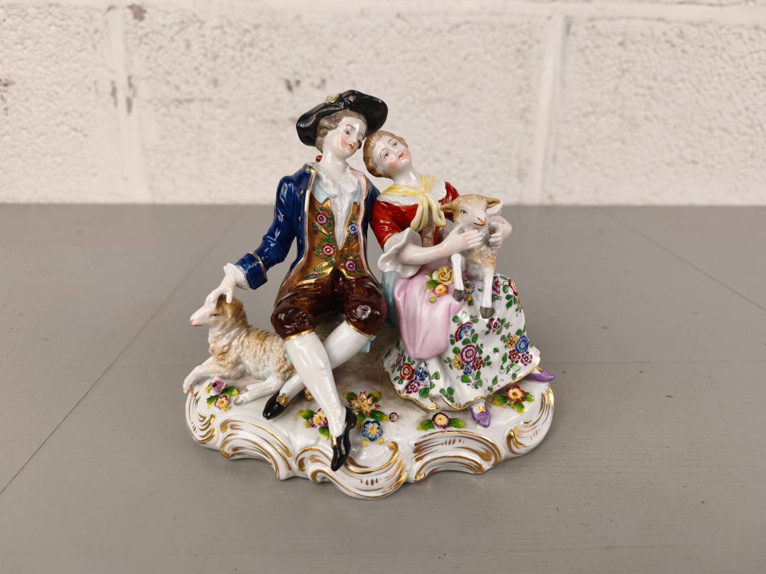 Porcelain group Old Sitzendorf