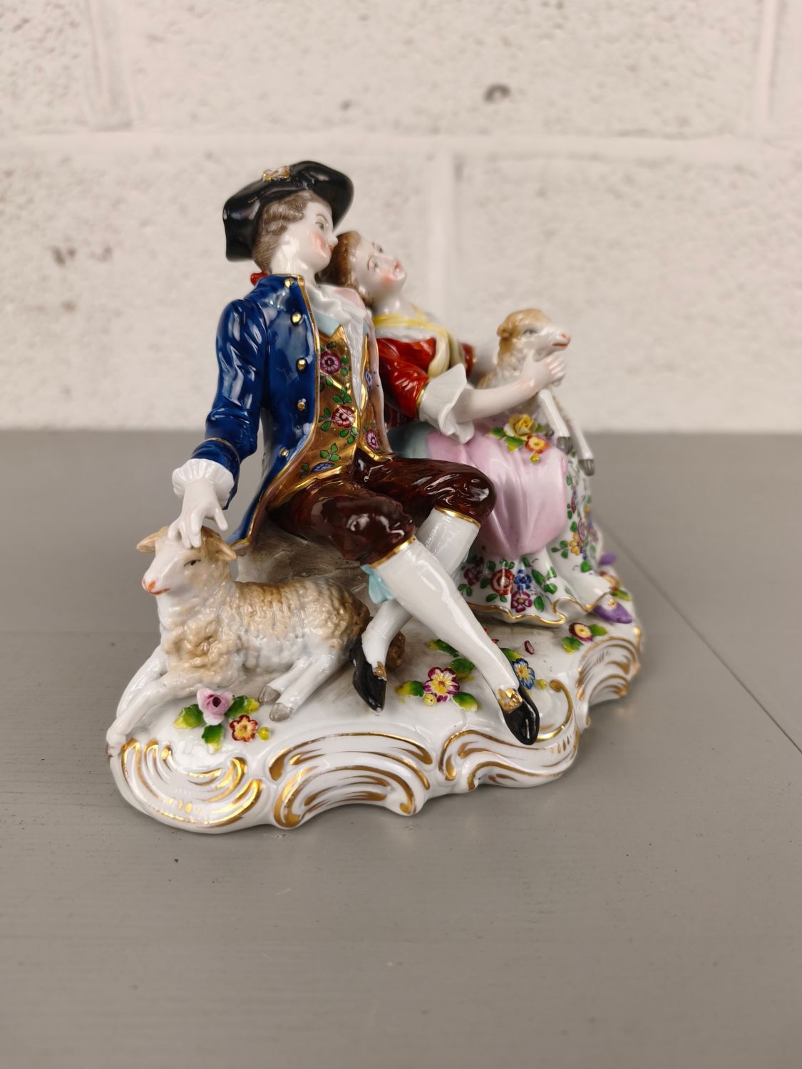 Porcelain group Old Sitzendorf