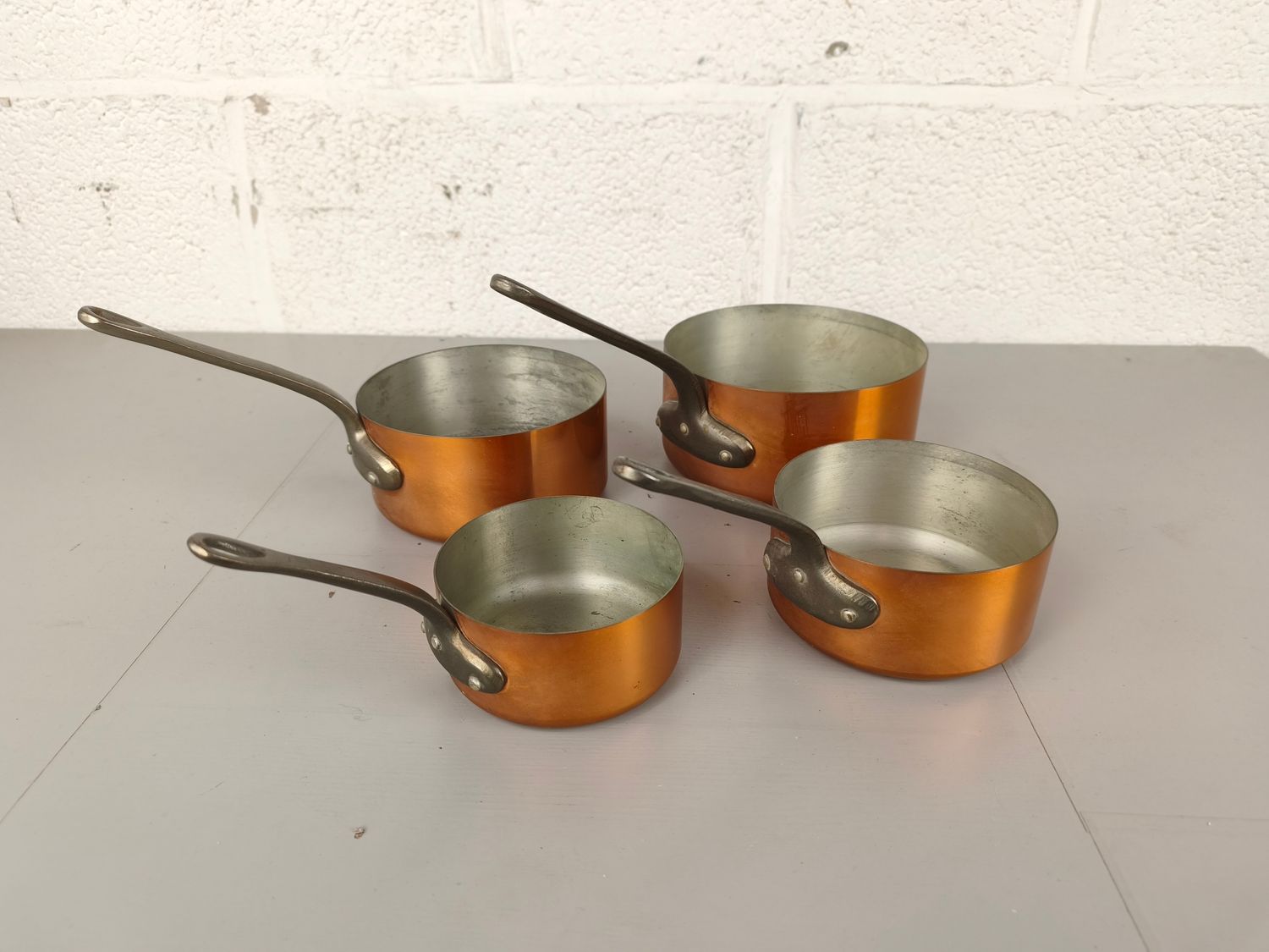 4 copper pans &#39;les cuivres de Faugogney&#39;