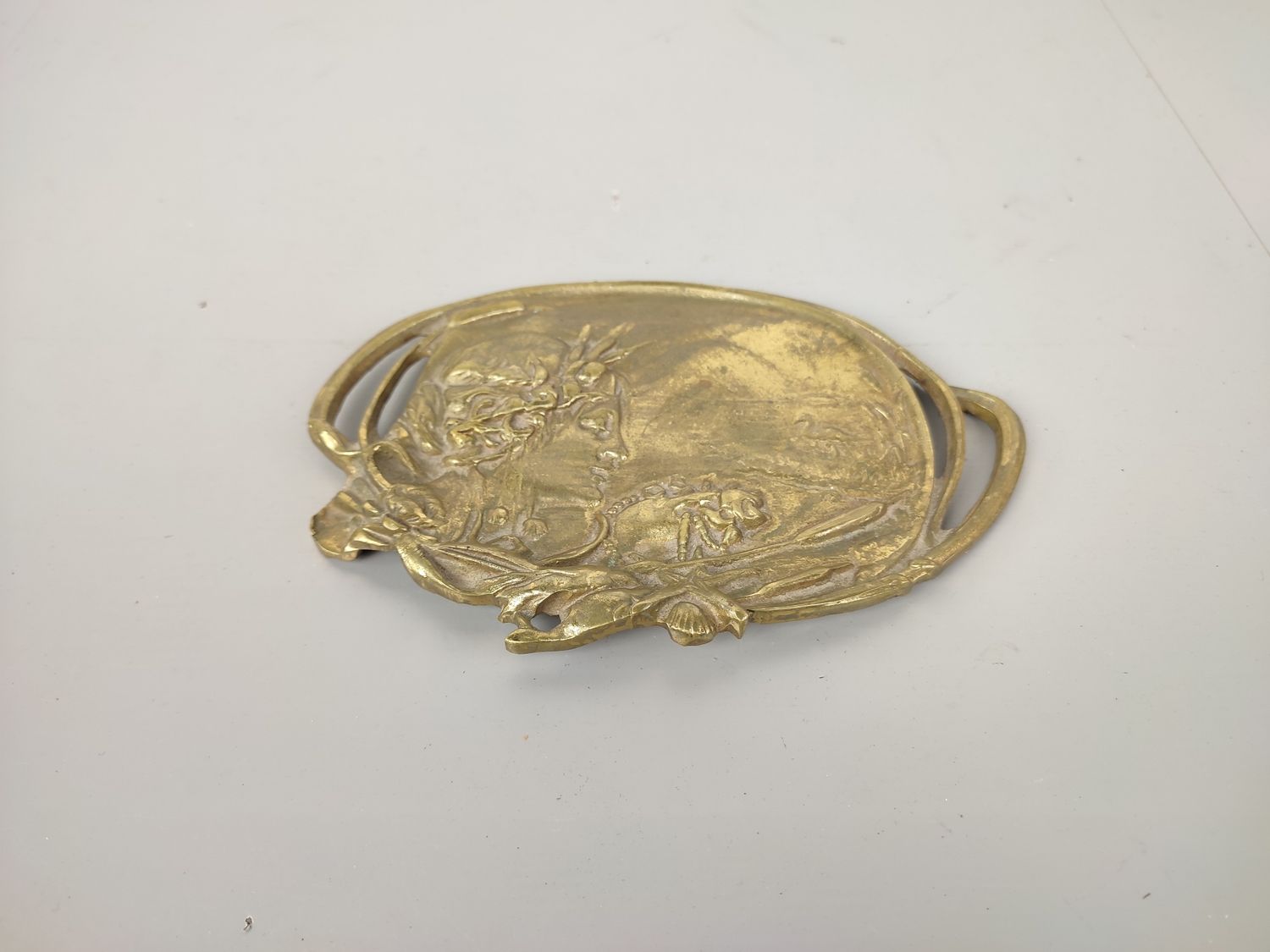 Art nouveau vide-poche