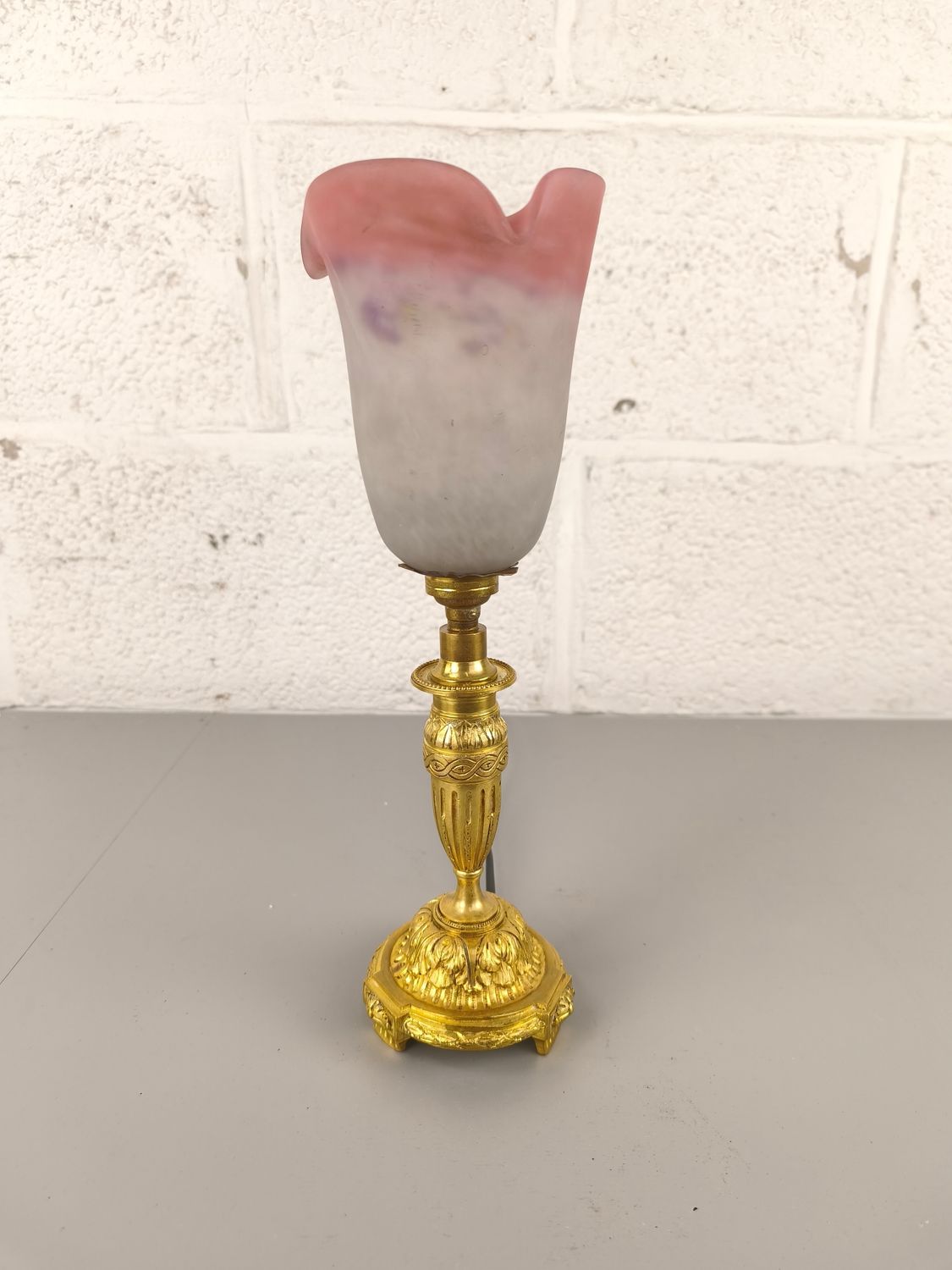 Gilt bronze glass paste Degué lamp