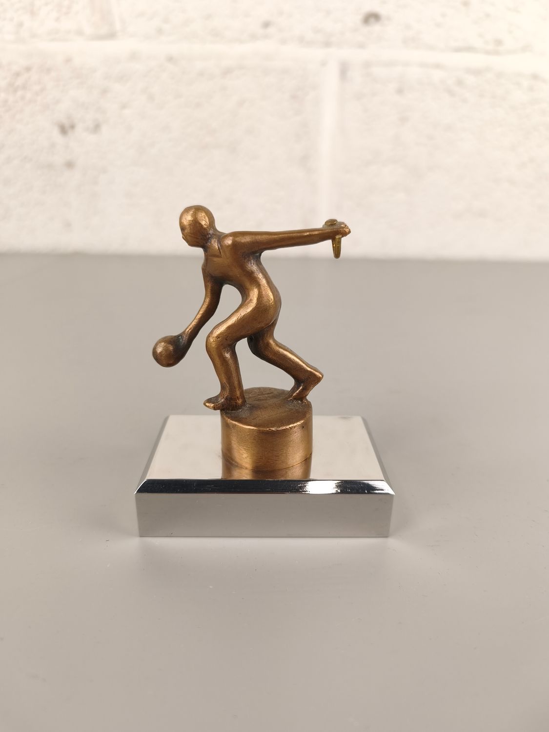 Pocket watch stand