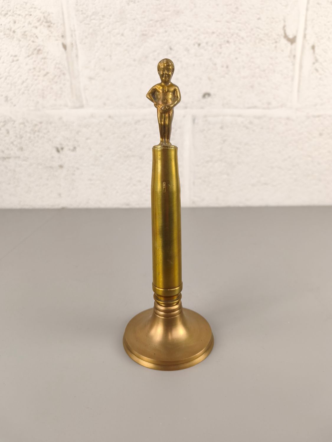 Pocket watch stand