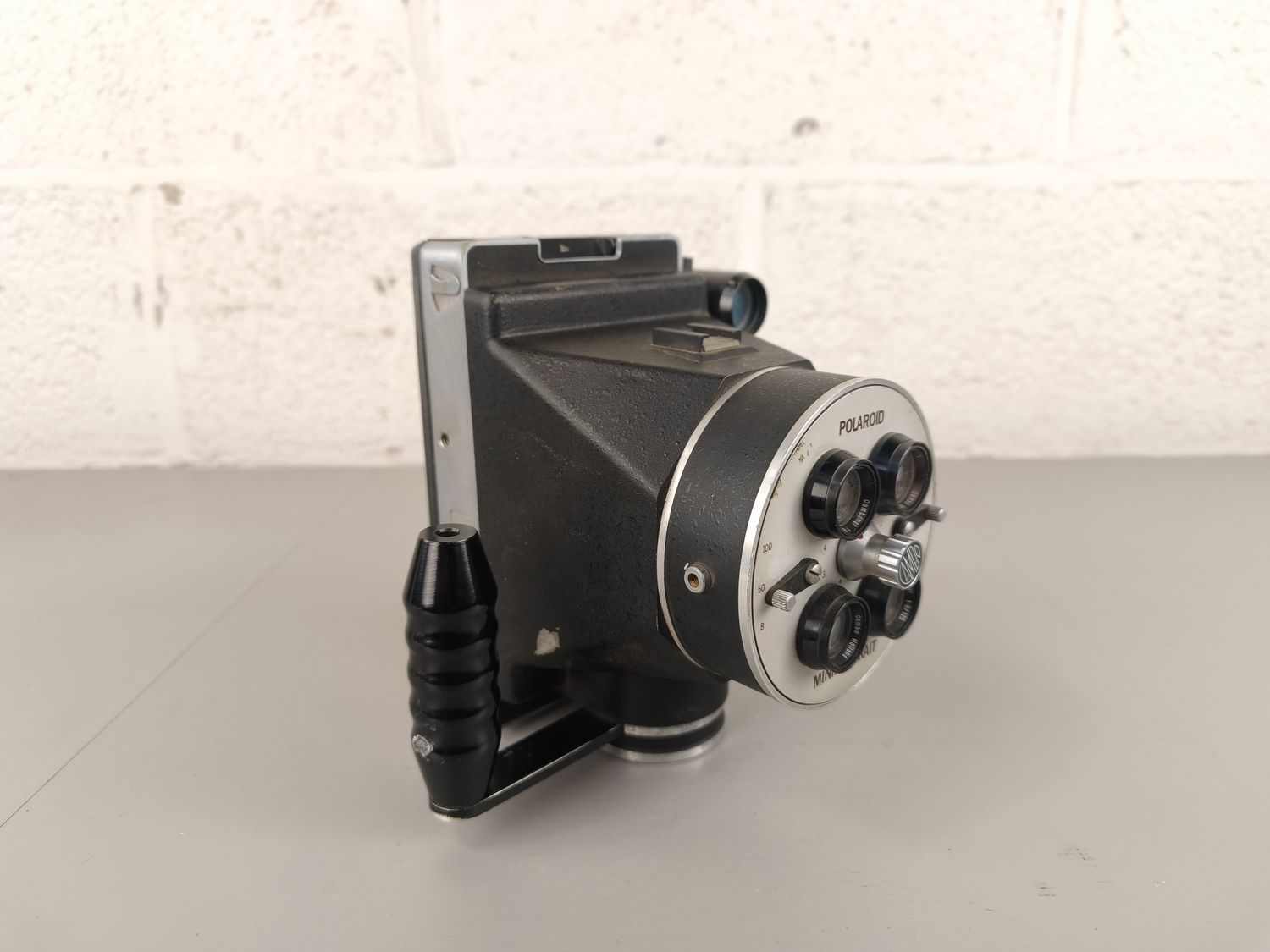 Polaroid miniportrait / Cambo model 40