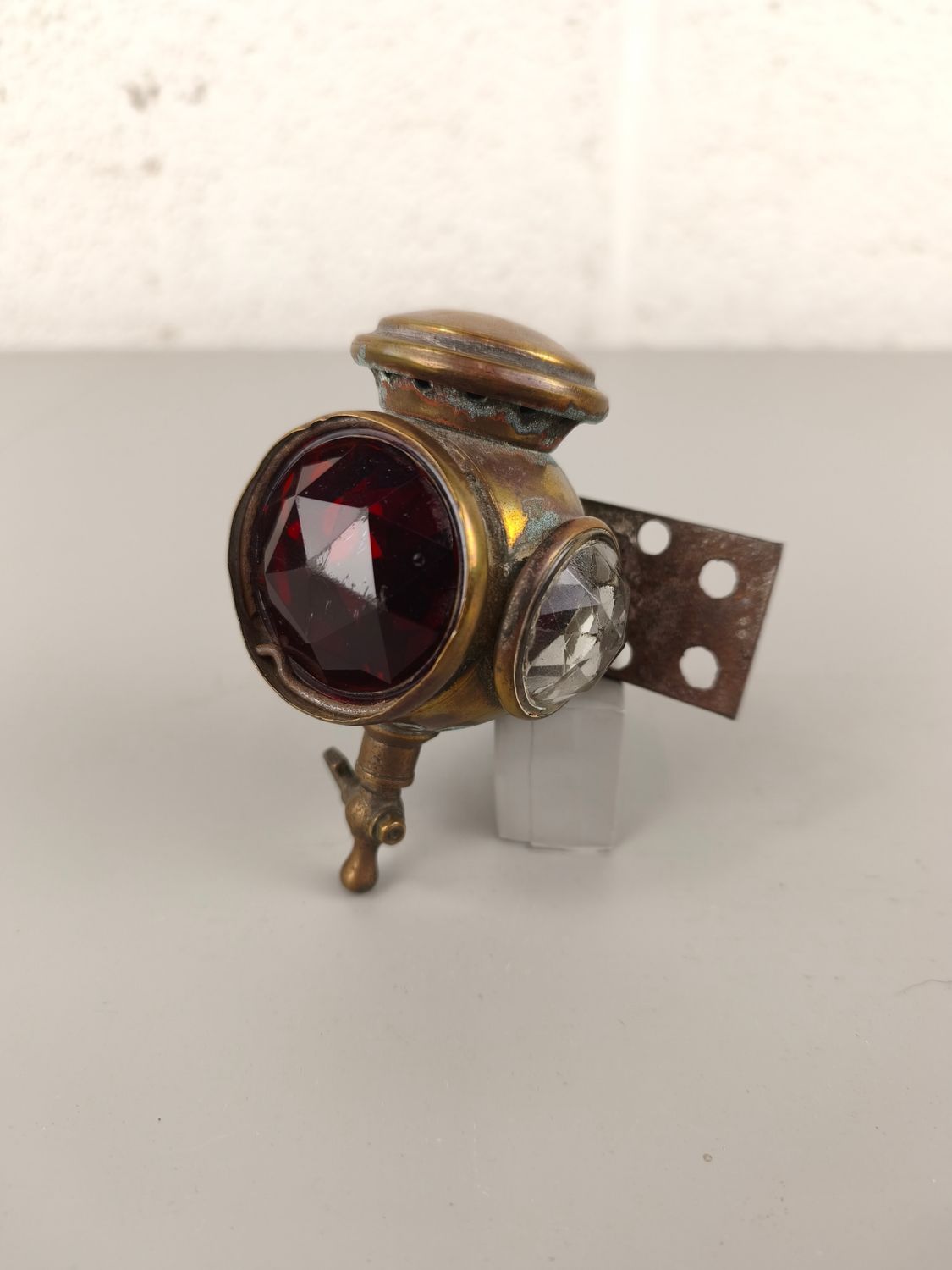 Antique motorcycle lamp