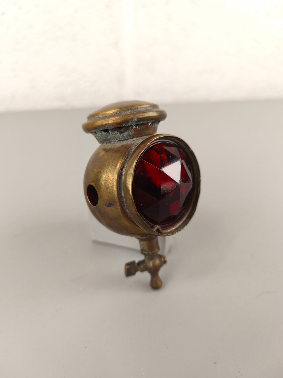 Antique motorcycle lamp