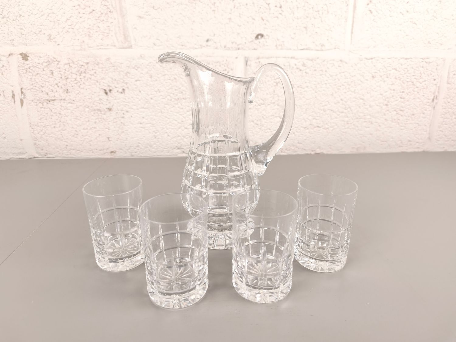 Crystal jug with 4 glasses