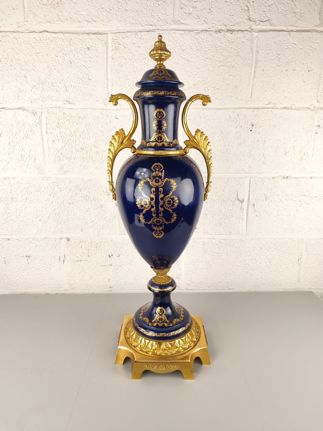 Very large porcelain vase is Sèvres style
