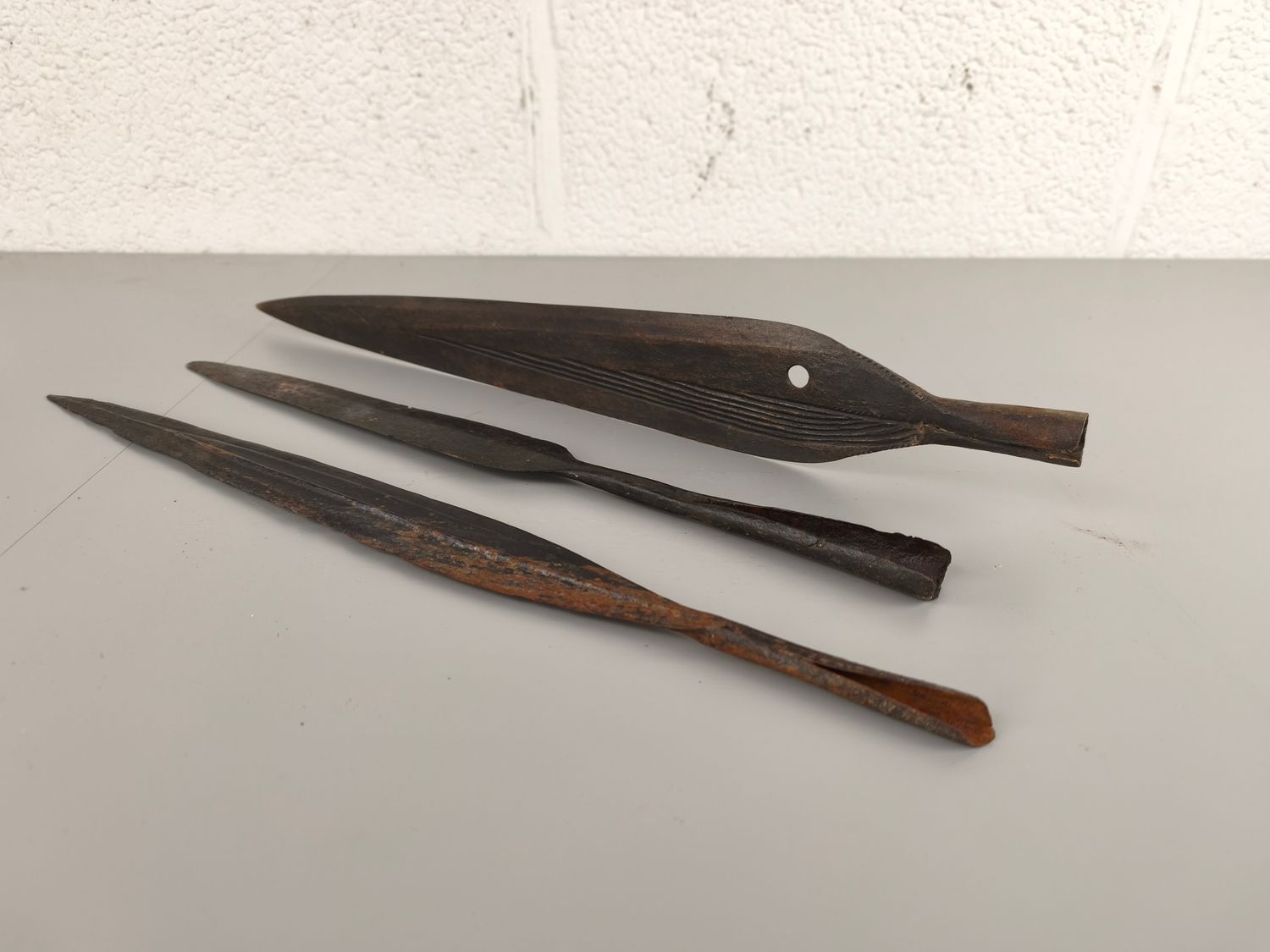 3 Congolese spear points