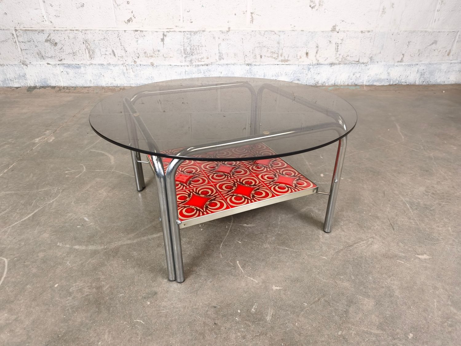 Vintage round coffee table