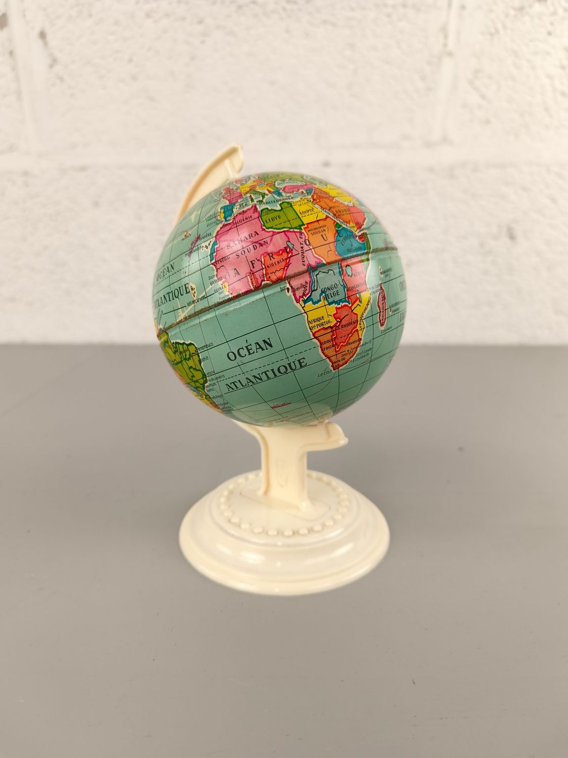 Small vintage globe MS
