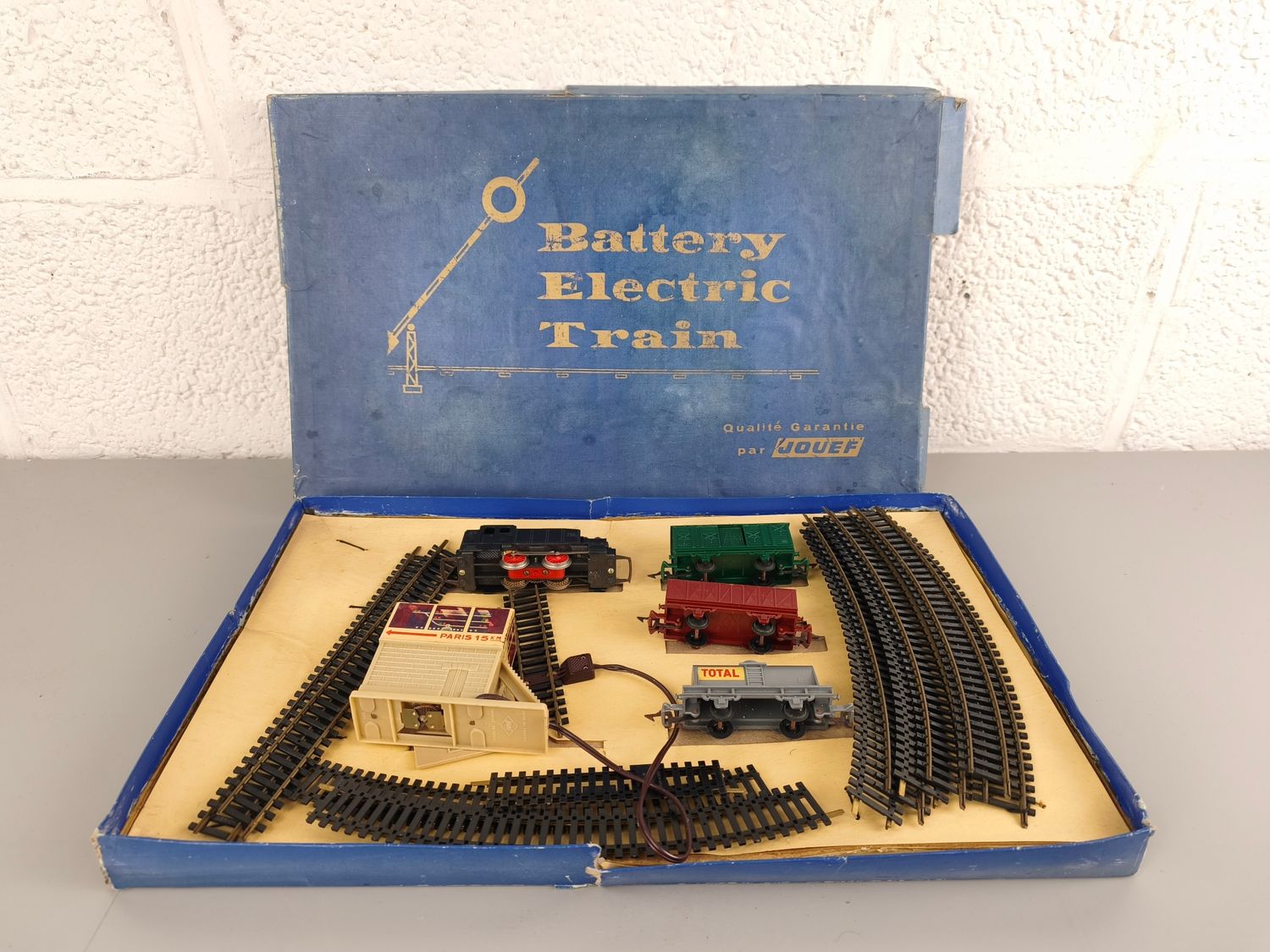 Jouef battery electric train