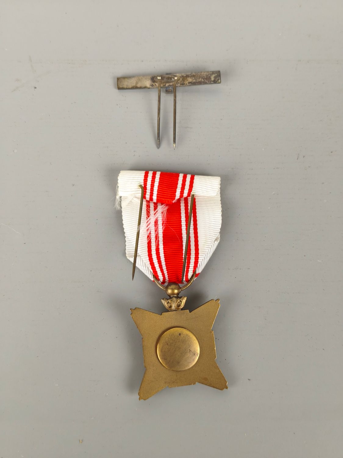 Belgian red cross medal