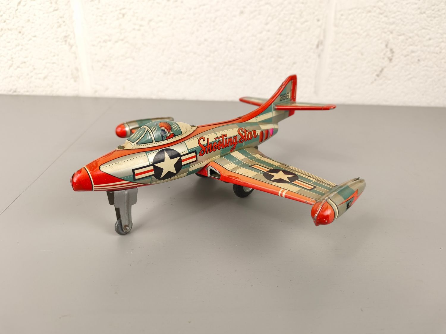 Tin toy airplane by Modern Toys Japan