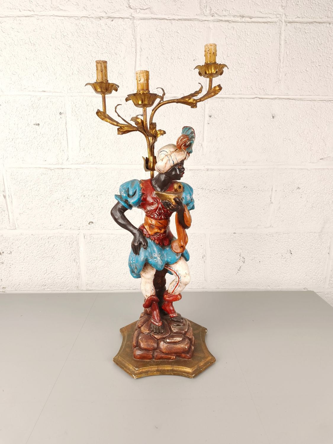 Blackamoor table lamp