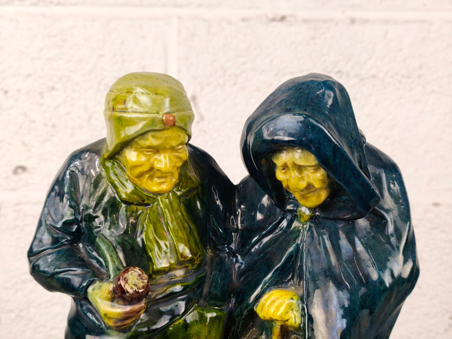 Statue in Flemish pottery, by Laigneil