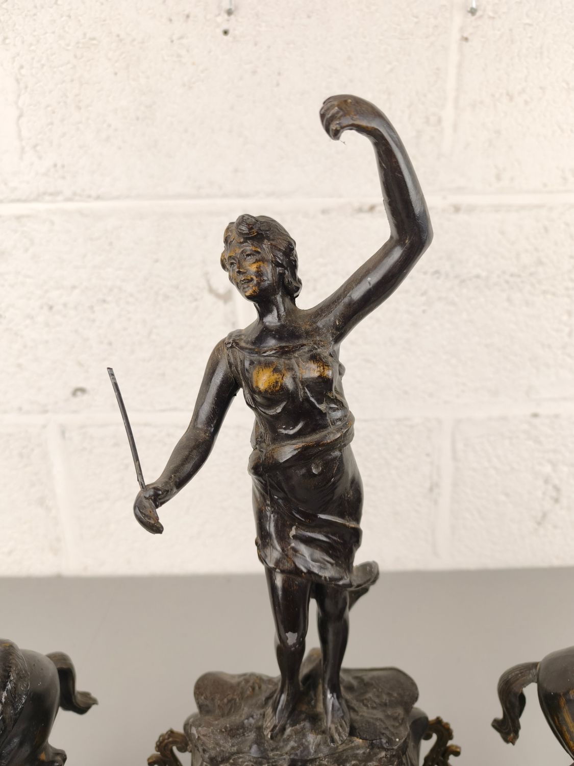 zamak mantelpiece