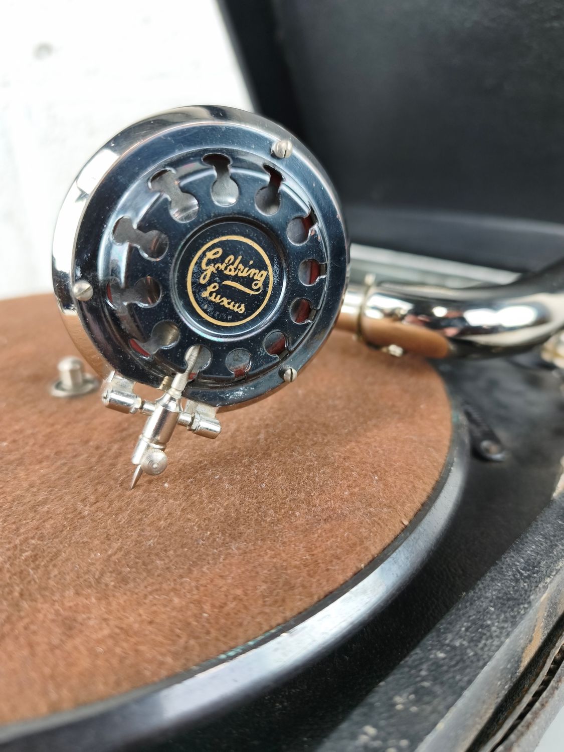 Sirius / linguaphone suitcase grammophone