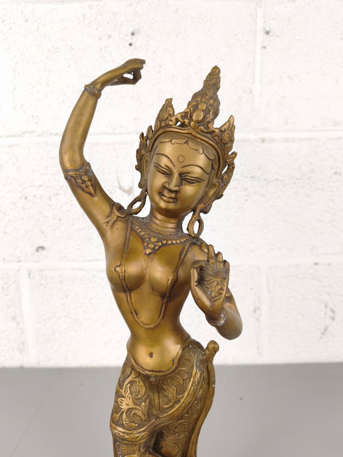Bronze statue of Tara Vitarka Mudra
