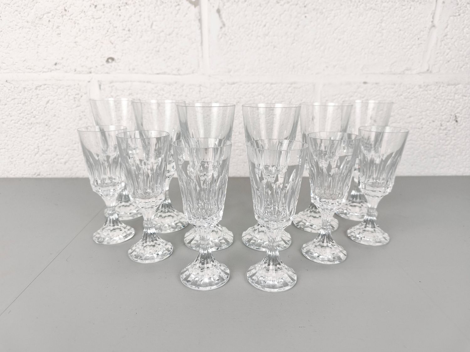 12 crystal Baccarat Assas glasses