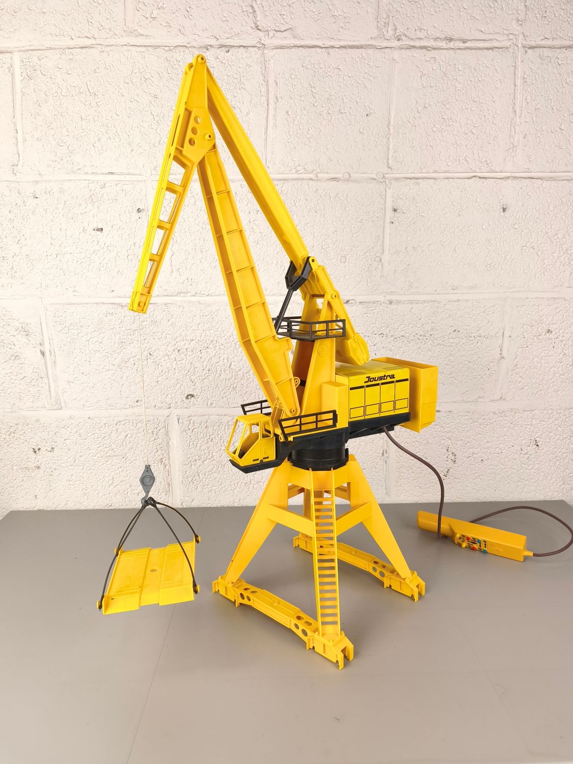 Large vintage Joustra crane