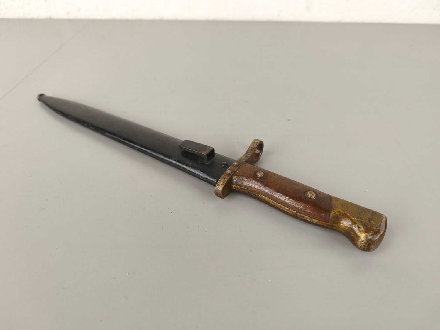 Serbian / American Plumb 1916 bayonet