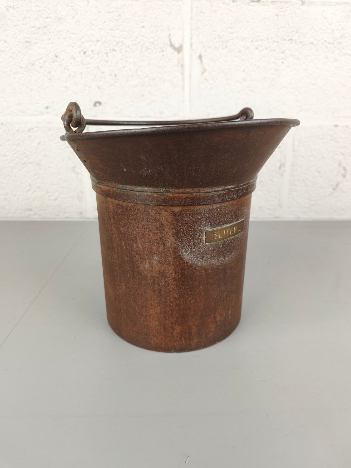 Antique grain measurement pot