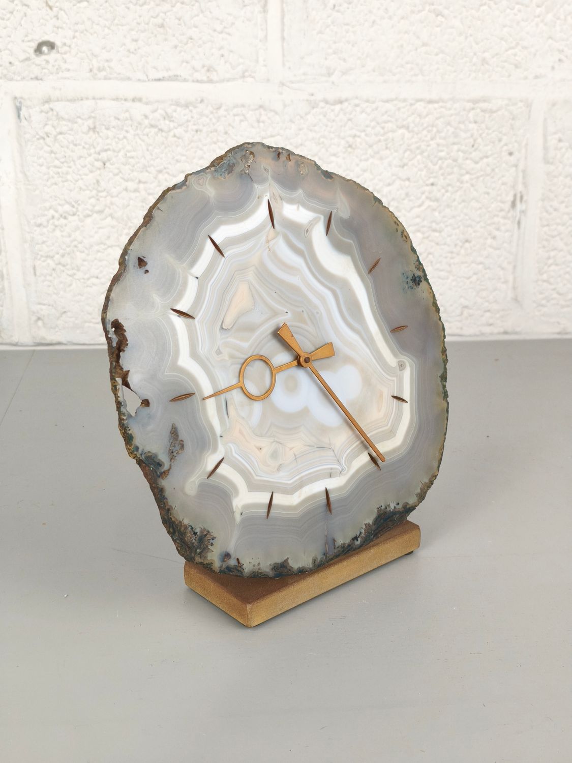 Agate slice clock